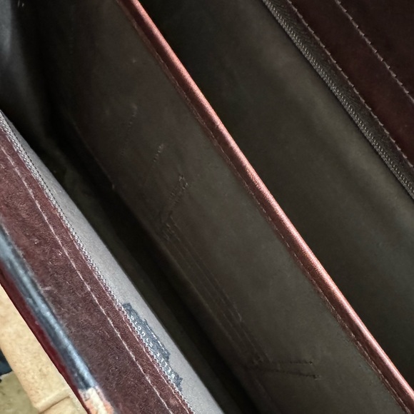 WORN Aged Brown High End WILSONS Leather Briefcase Lawyer Bag Pelle Studio - Picture 9 of 16